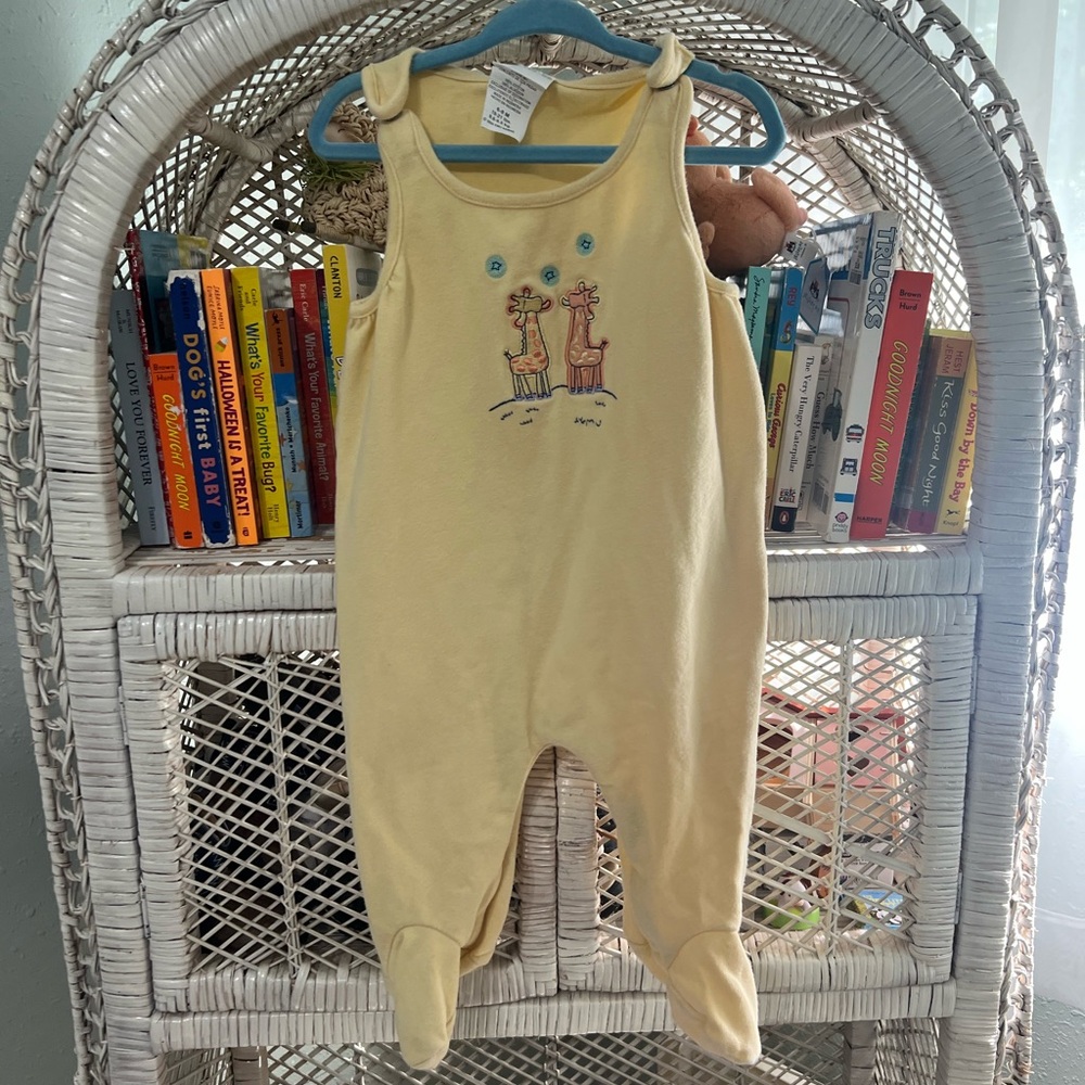 Vintage carters giraffe romper